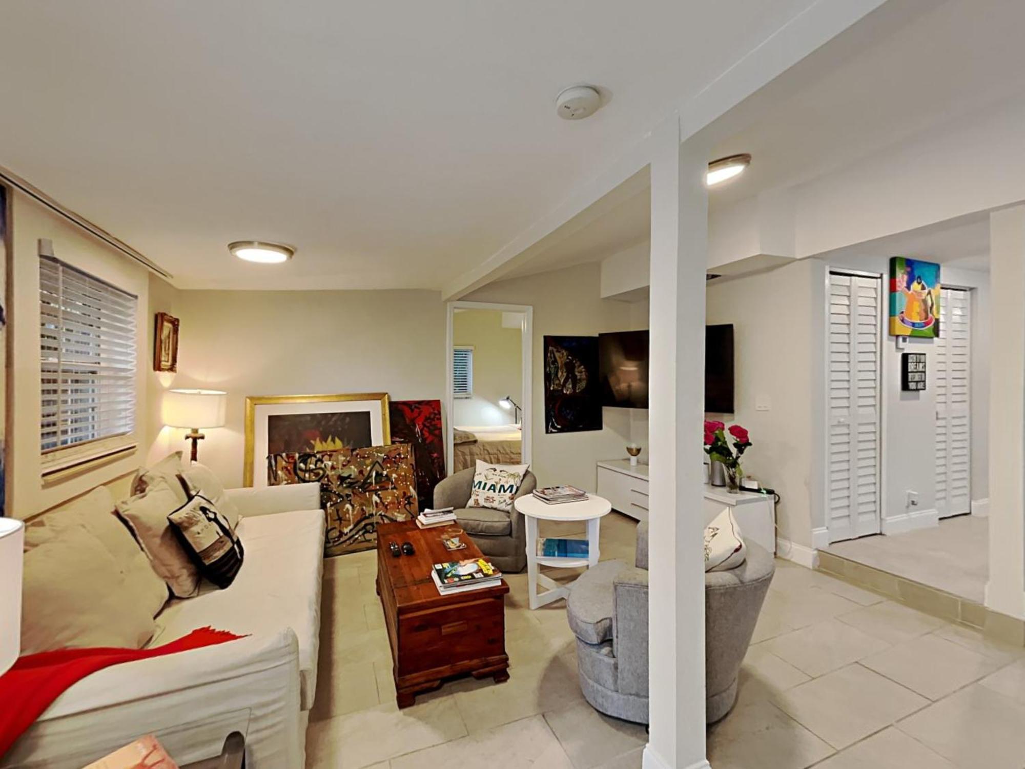Private Rooms At Miami Centrally Located With Free Parking 外观 照片