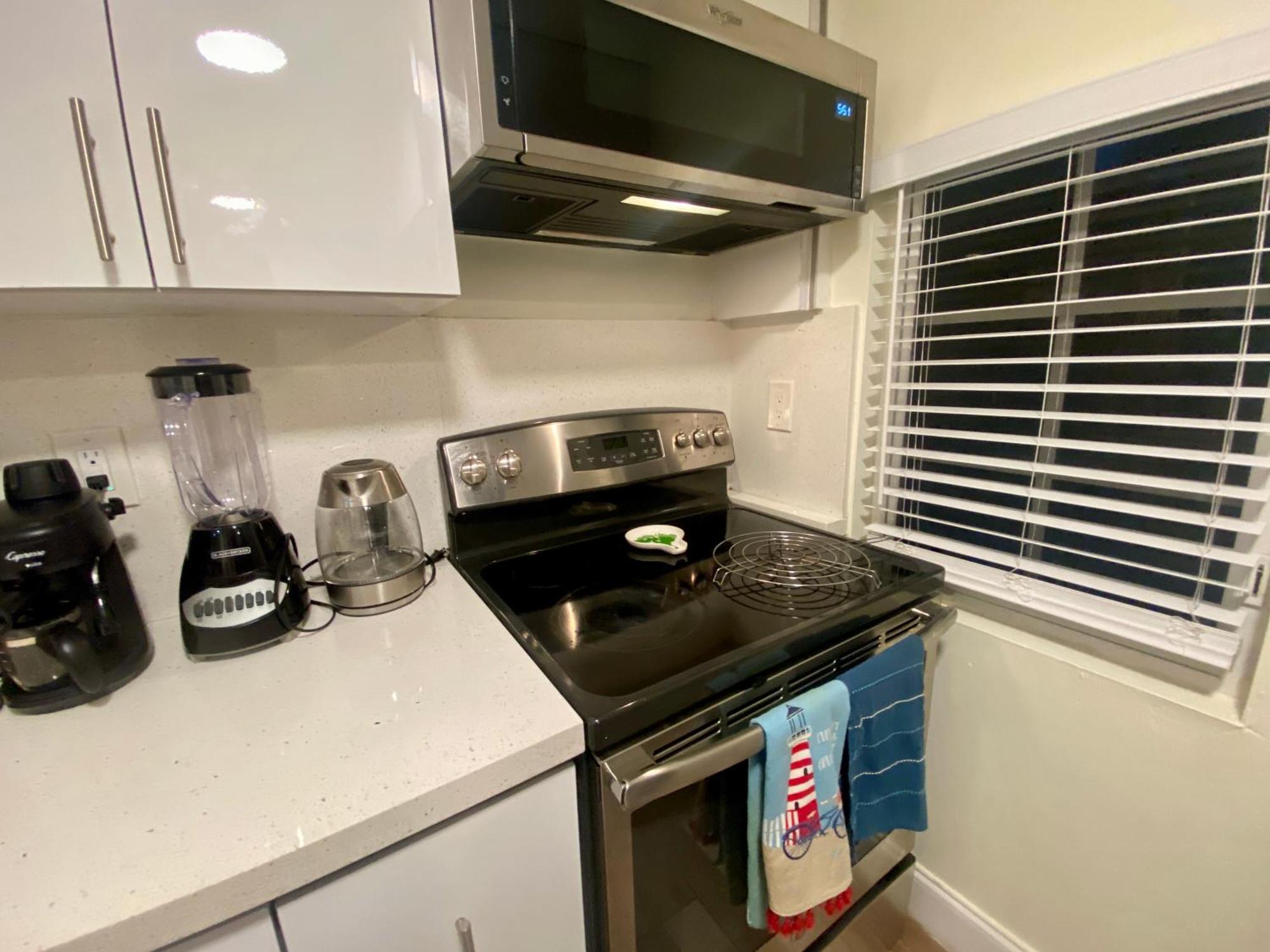 Private Rooms At Miami Centrally Located With Free Parking 外观 照片